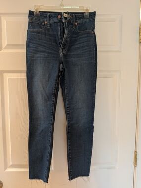Dark Blue Curvy High-Rise Skinny Jeans
